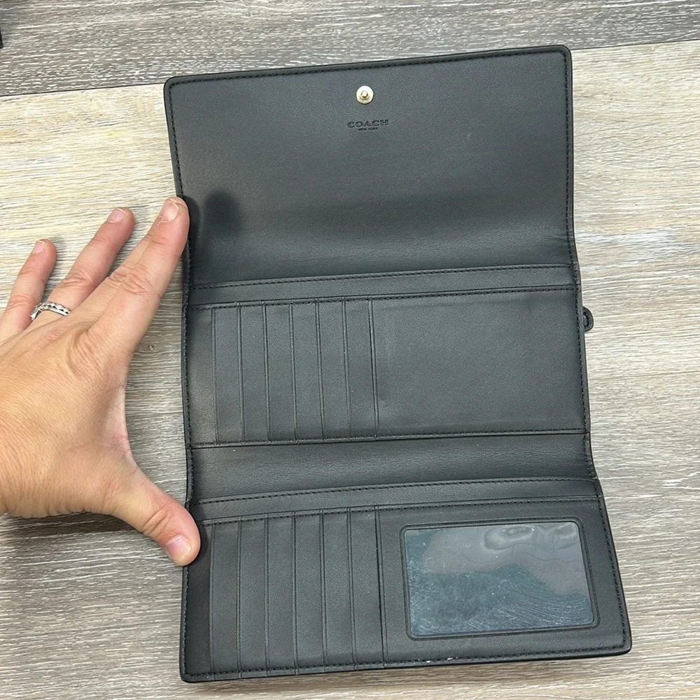 9388 Coach signature wallet - Picture 4 of 8